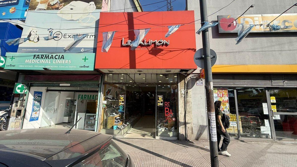 Avenida Rivadavia 11600, Liniers, Capital Federal