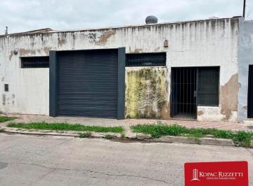 Foto · Yapeyu (Castañares 29) - Venta Galpón 166 m².
