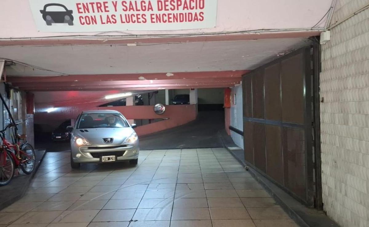 Valentín Gómez e/ Avenida Pueyrredón y Castelli, Balvanera, Capital Federal