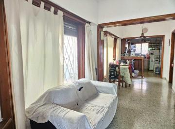 PH · 67m² · 4 Ambientes · 2 Cocheras · PH 4 Amb Venta Avellaneda Coch Patio Apto Crédito