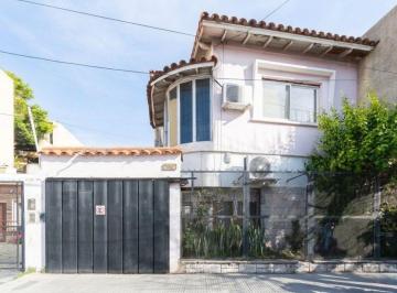 Casa · 165m² · 4 Ambientes · 1 Cochera · Venta Casa 4 Amb. Pileta Apto Crédito