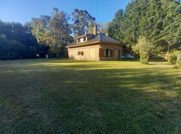Casa · 171m² · 5 Ambientes · 2 Cocheras · Venta/permuta Casa 5 Amb Mar de Cobo Lote 1440 m²