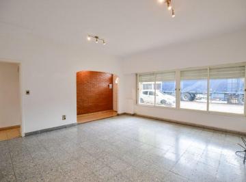 PH · 140m² · 4 Ambientes · Venta Casa 3 Dorm. Apto Banco La Plata