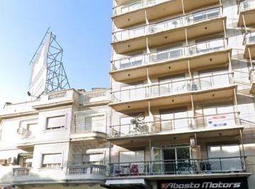 Departamento · 30m² · 1 Ambiente · Chacarita - Av Corrientes - S. Dumont - 1 Amb. - Alto - Balcón Contrafrente - 33 m² - Pileta - Sum - Laundry