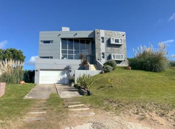 Casa · 184m² · 5 Ambientes · 2 Cocheras · Casa Venta Costa Esmeralda Gas Natural