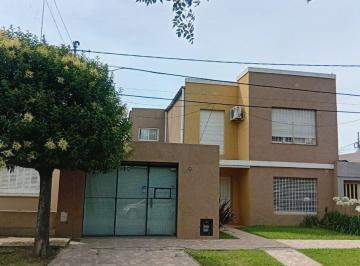 Casa · 109m² · 4 Ambientes · Casa en Venta, 4 Ambientes I Lujan I Apto Credito