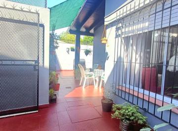 PH · 56m² · 3 Ambientes · 1 Cochera · Venta Casa Tipo PH Castelar Sur Oportunidad