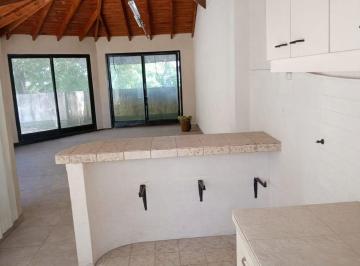 PH · 75m² · 3 Ambientes · Venta PH a Refaccionar Mas Local en Villa Luro