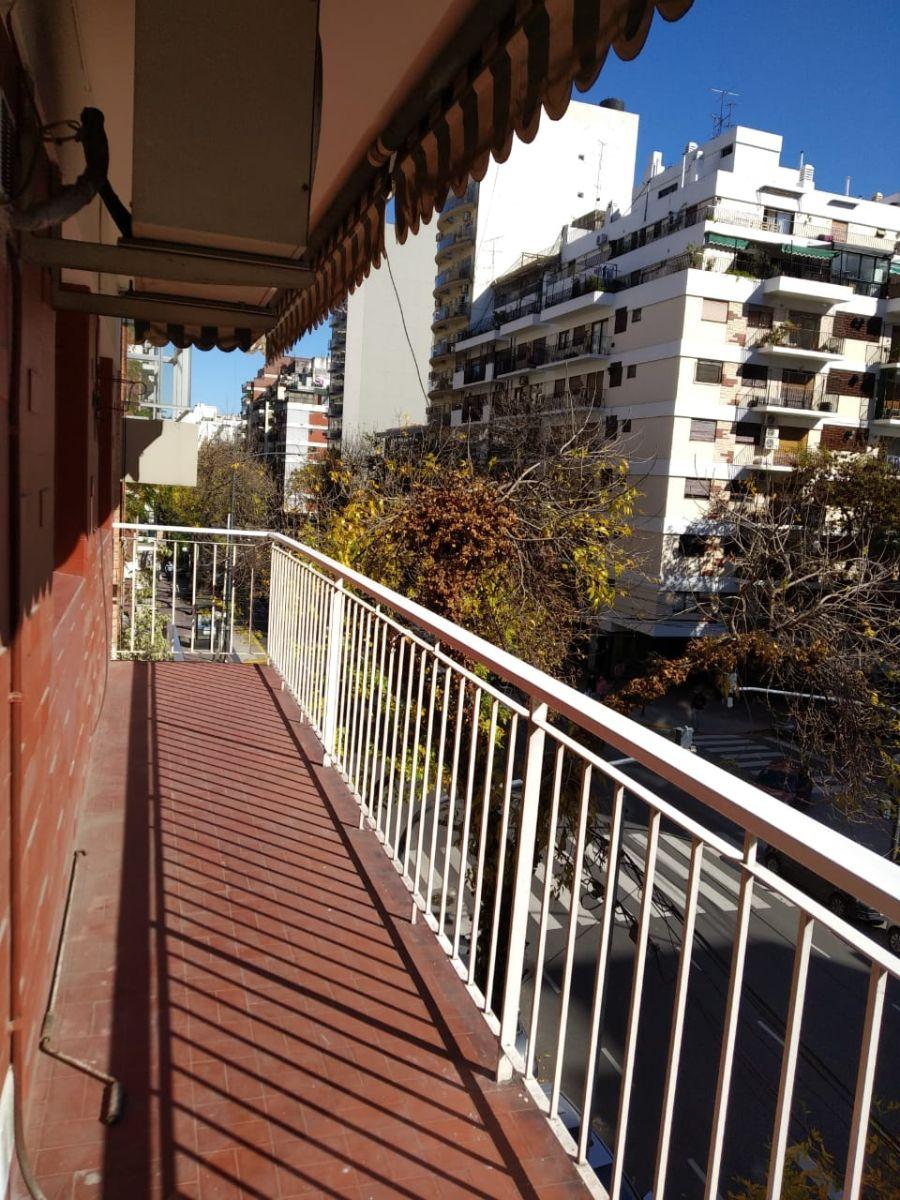 Av. Olazábal 5076