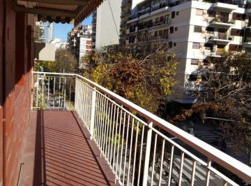 Departamento de 4 ambientes, Villa Urquiza · Alquiler Departamento 4 Amb Al Frente. Muy Buena Ubicación. villa Urquiza.