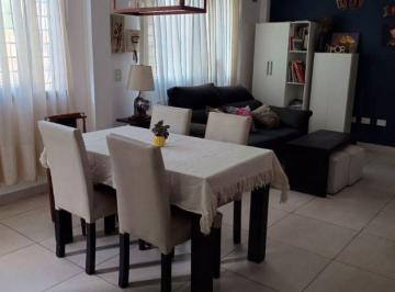 Departamento · 67m² · 3 Ambientes · Departamento en Venta - 2 Dorm. 2 Baños - Lanús