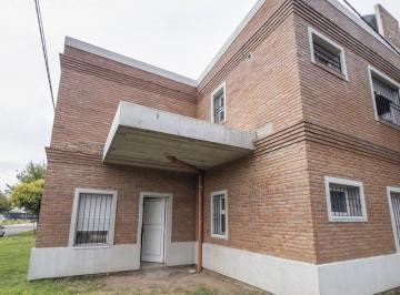 Casa · 178m² · 6 Ambientes · 1 Cochera · Venta Casa a Terminar en General Lagos Oportunidad