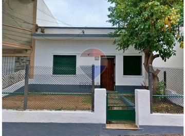 PH · 42m² · 3 Ambientes · Alquiler PH Independiente La Teja, 1 Dormitorio
