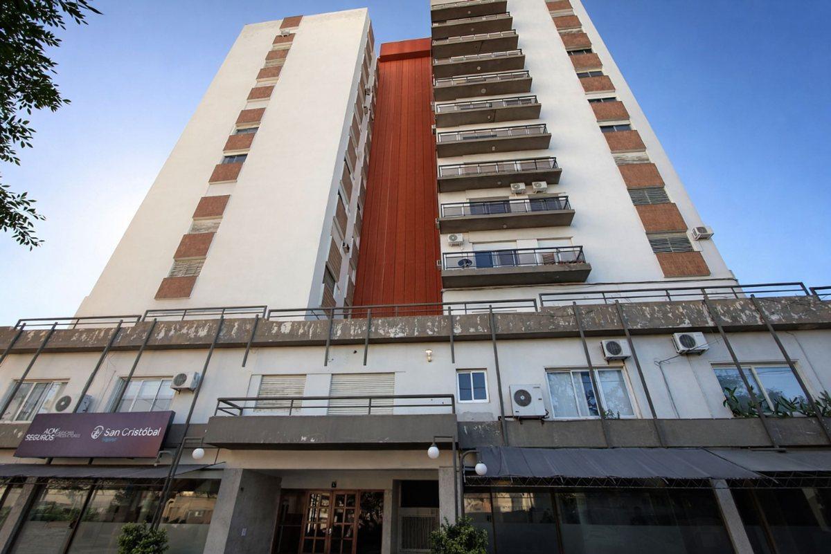 Urquiza 400