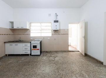 PH · 117m² · 3 Ambientes · 1 Cochera · Excelente PH en Planta Baja con Opcion Local Comer