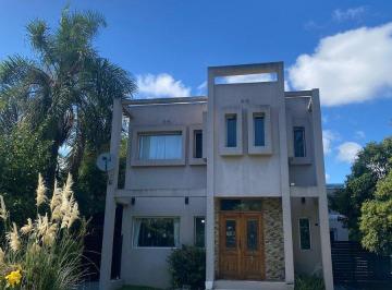 Casa · 150m² · 6 Ambientes · 3 Cocheras · Venta Casa en Pilar en Las Brisas Country Club