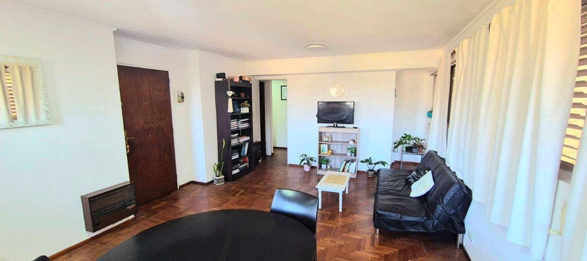 Avenida Hipólito Yrigoyen 500
