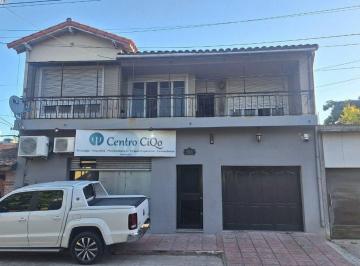 Casa · 400m² · 5 Ambientes · 1 Cochera · Casa 5 Ambientes, en Venta en Ranelagh con Local