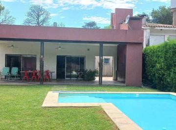 Casa · 115m² · 4 Ambientes · 1 Cochera · En Venta Casa 2 Dorm. - Pueblo Esther