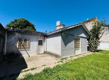 Casa · 125m² · 5 Ambientes · 2 Cocheras · Venta Casa Yerba Buena 4 Dorm.