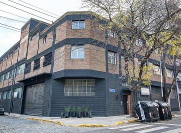 Depósito · 2250m² · Depósito 2.250 m² Esquina Dos Accesos Para Camiones 3 Plantas X 750 m² Montacargas Textil