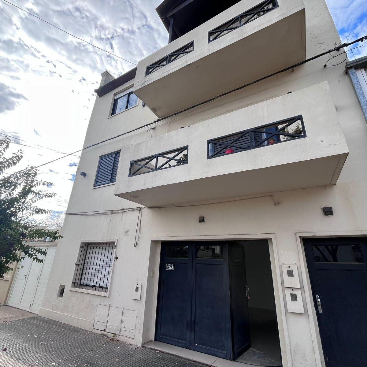 General PAZ 1368- Planta Baja- Departamento 1