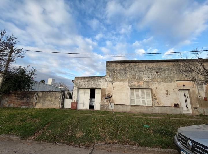 Casa · 145m² · 2 Dormitorios · 1 Cochera