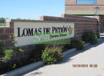 Terreno · 739m² · Terreno en Venta. B° Cerrado Lomas de Petion. 739 m.