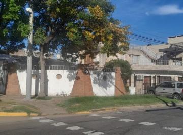 Casa · 120m² · 7 Ambientes · 2 Cocheras · Venta - Pellegrini y Matienzo - Ideal Emprendimiento Comercial