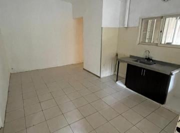 Bodega-Galpón · 200m² · 6 Ambientes · Galpón Mas Oficinas en Alquiler