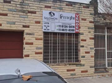 Casa de 4 ambientes, Lomas de Zamora · Casa Lote en Venta en Banfield