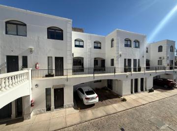 Casa · 82m² · 4 Ambientes · 1 Cochera · Venta Duplex Apto Credito Villa Carrodilla