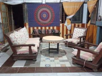 Casa · 300m² · 6 Ambientes · 1 Cochera · Casa 3 Dorm. - Villa Nueva, La Paz