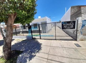 Departamento · 42m² · 3 Ambientes · Bo Ameghino Sur: Alquilo Depto Interno de Dos Dorm.
