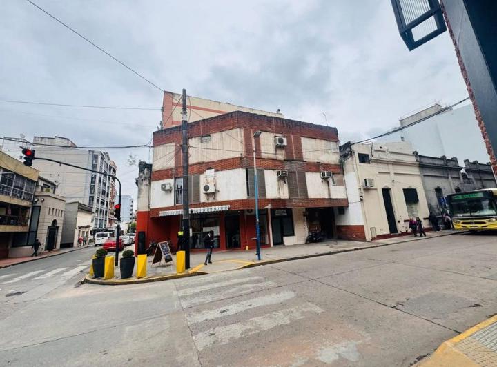 Local comercial · 111m² · 1 Ambiente