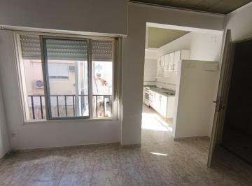 Departamento · 41m² · 2 Ambientes · Departamento Venta Dos Ambientes Balcon Lavadero Quirno 70 Flores