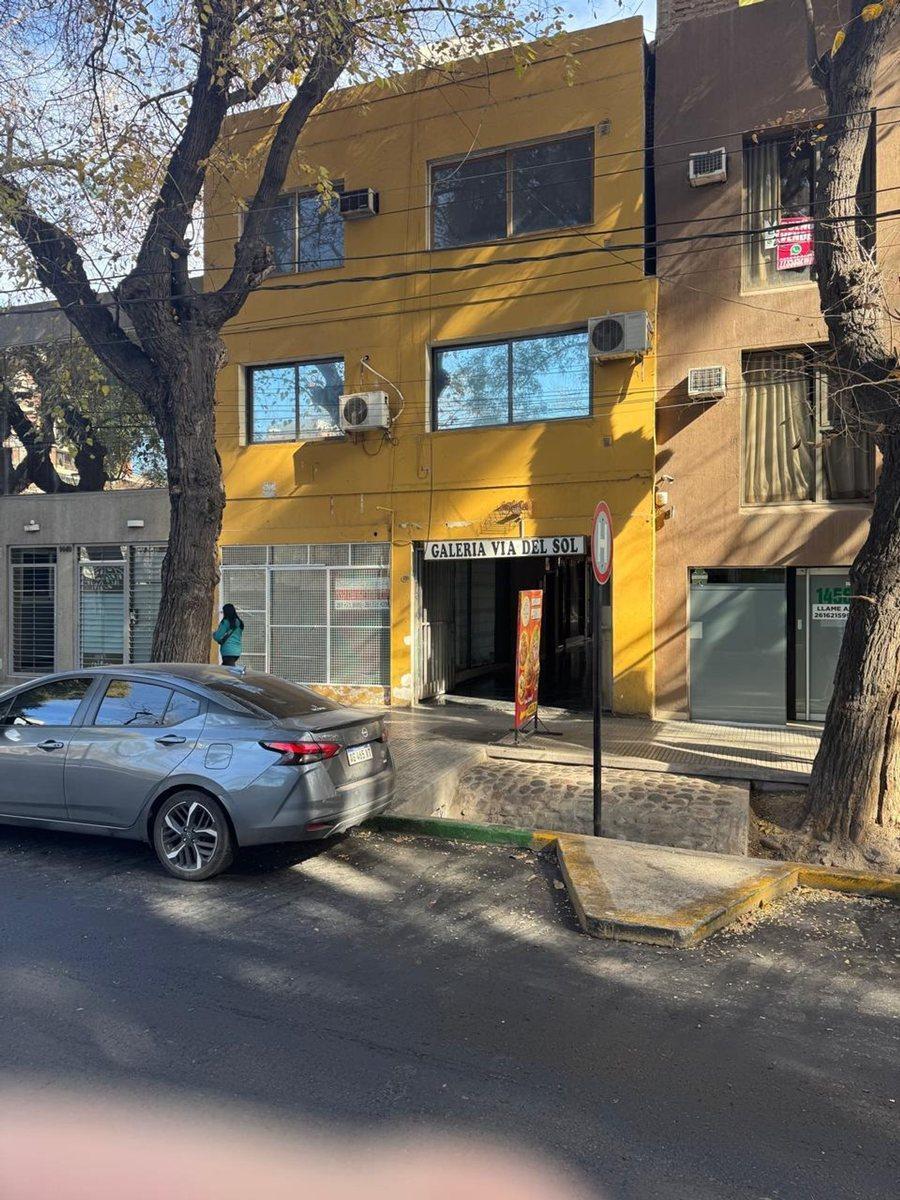 Avenida Las Heras 400,  Ciudad de Mendoza, Mendoza