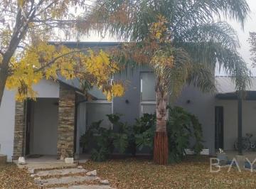Casa · 160m² · 4 Ambientes · 4 Cocheras · Venta Casa - San Sebastián - Área 12 - Zelaya / Pilar