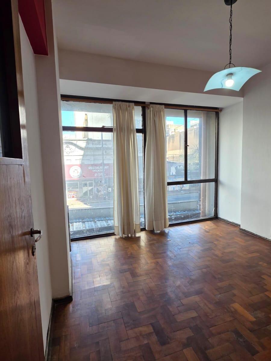 Av Colon 274, Centro, Córdoba
