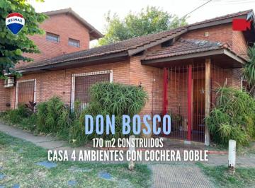 Casa · 172m² · 4 Ambientes · 2 Cocheras · Casa en Venta 4 Amb con Cochera y Quincho