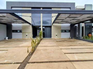 PH · 140m² · 4 Ambientes · 2 Cocheras · Venta Duplex 3 Dorm. a Estrenar!