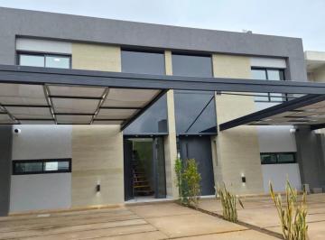PH · 140m² · 4 Ambientes · 2 Cocheras · Venta Duplex 3 Dorm. a Estrenar!