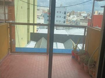 Departamento · 55m² · 3 Ambientes · 1 Cochera · Alquiler 3 Ambientes Flores (Vivienda - Showroom - Depo)