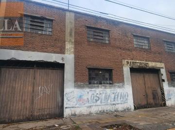 Bodega-Galpón · 1508m² · Galpón 1508 m² C/ Entrepiso Baño, Vestuario y Oficina - Puente Grua 2tn - Nueva Pompeya