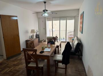 Departamento · 90m² · 6 Ambientes · Semipiso en El Centro