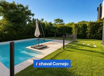 Casa · 172m² · 5 Ambientes · 3 Cocheras · Casa en Venta en Puertos, Araucarias, 4 Dorm., con Pileta