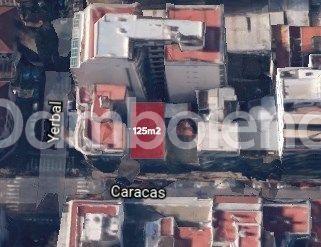 Caracas 100, Flores, Capital Federal