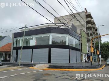 00- frente · Local - Avellaneda