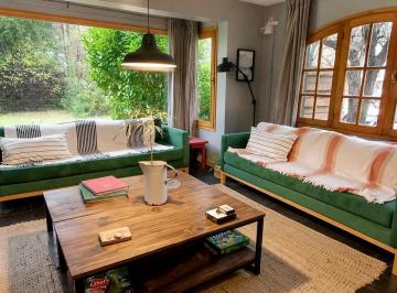Fondo de comercio · 200m² · Fondo de Comercio – Hostel Butique Céntrico | San Martín de Los Andes
