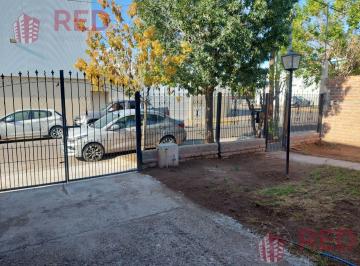 Casa · 54m² · 5 Ambientes · 1 Cochera · Casa en Venta Bario Rucache
